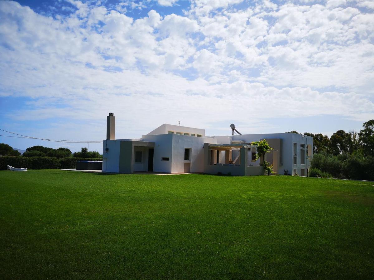 Villa Leonidas Masticharion Exteriör bild